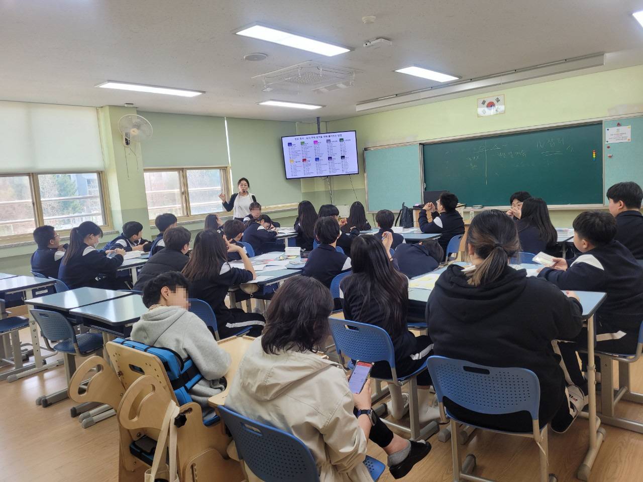 2025 학교지원: 진로 독서路(로)